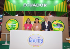 Camila Sanchez, from Reybanpac with Margarita and Rafael Wong from Favorita in Ecuador had bananas to offer all their customers across Asia.